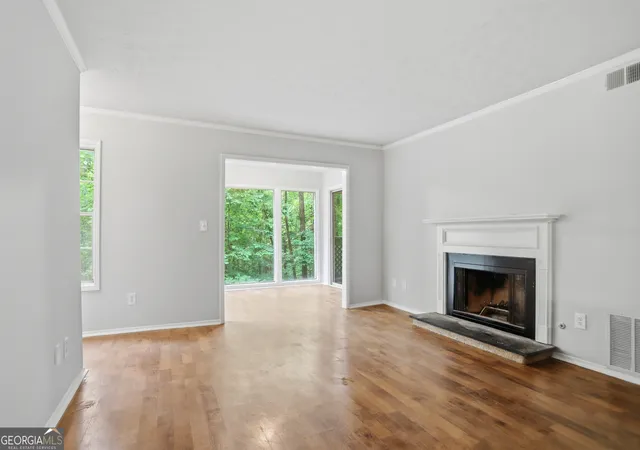 Photo 4 of Condo for sale at 1201 Vicksburg Pl, Atlanta, GA 30350 | MLS# 10784448 | Listing updated on 2026-09-19