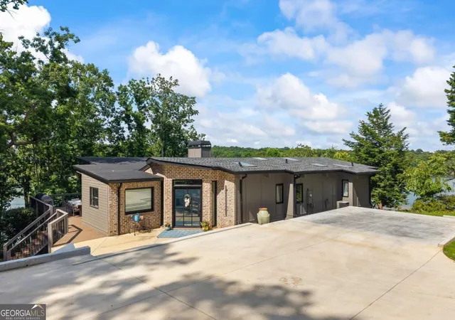 Photo 2 of Single family home for sale at 6570 Bermuda Ln, Flowery Branch, GA 30542 | MLS# 10793285 | Listing updated on 2026-09-10
