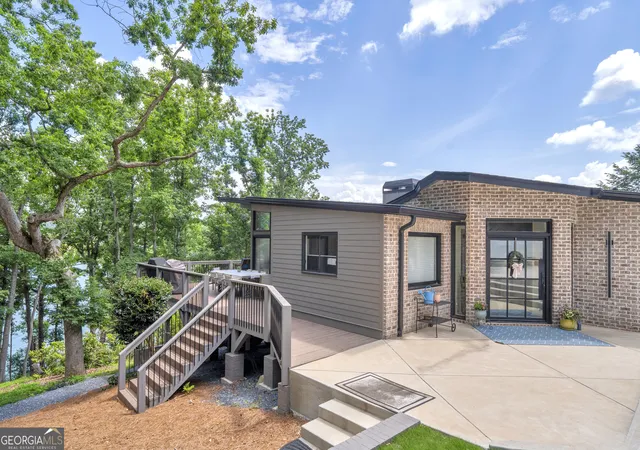 Photo 3 of Single family home for sale at 6570 Bermuda Ln, Flowery Branch, GA 30542 | MLS# 10793285 | Listing updated on 2026-09-10