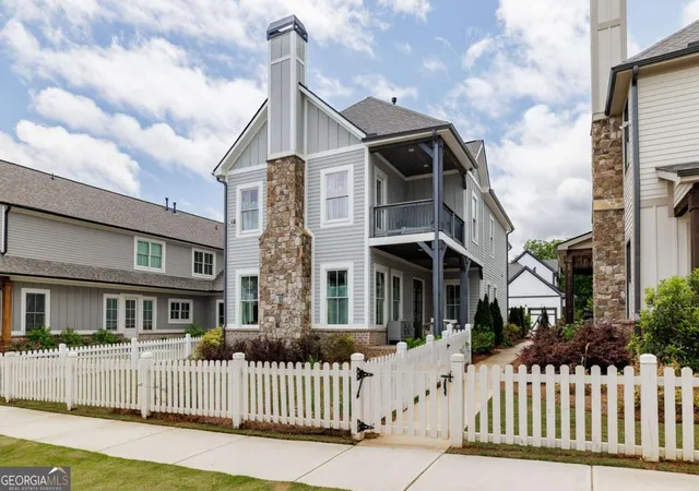 Photo 2 of Single family home for sale at 1140 Silo Bnd, Watkinsville, GA 30677 | MLS# 10813533 | Listing updated on 2026-08-10