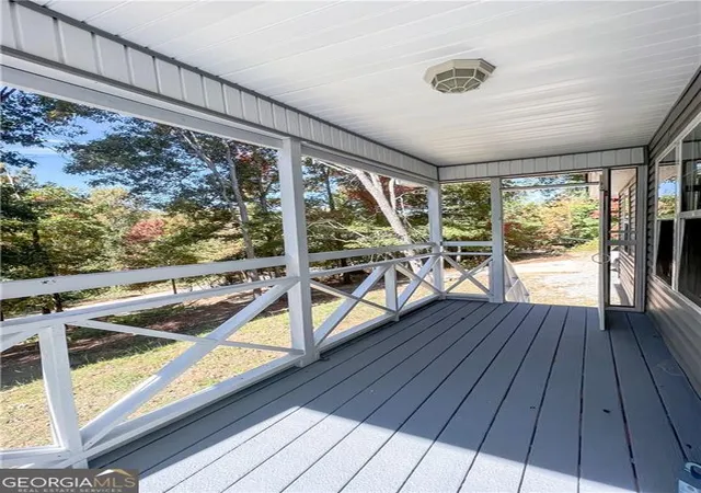 3rd image of 102 Putnam Rd, Cleveland, GA 30528 | MLS# 10800908