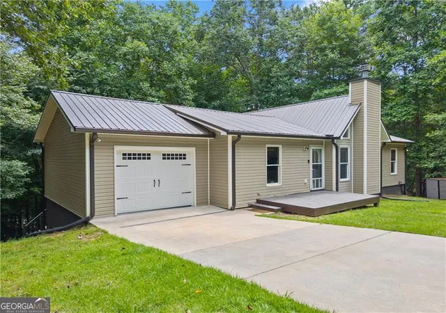 Photo 3 of Single family home for sale at 92 Bamby Ln, Ellijay, GA 30540 | MLS# 10801518 | Listing updated on 2026-08-29