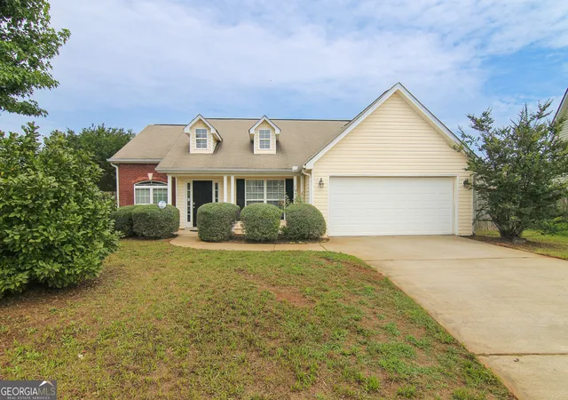 Homes for sale in Byron, GA | 520 Arrie Dr, Byron, GA 31008 | MLS# 10783642