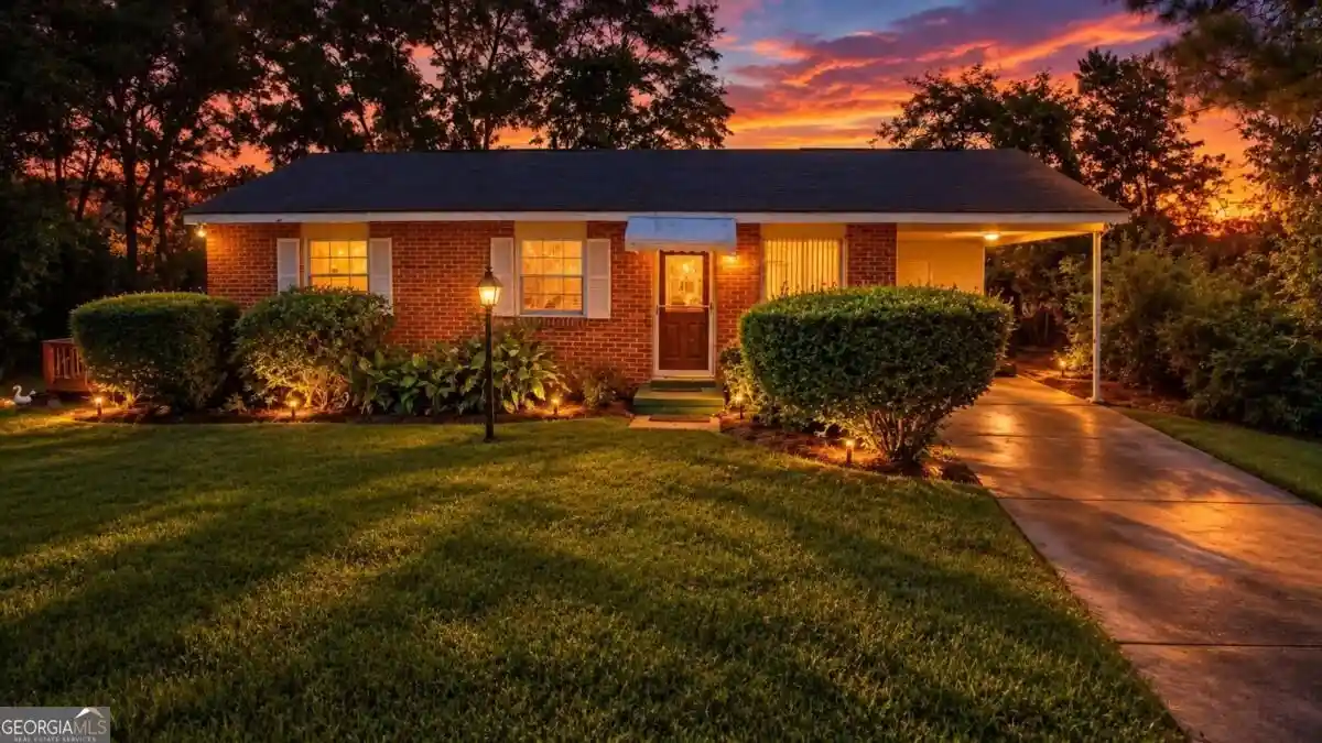 Photo 1 of Single family home for sale at 1785 Bond Dr Sw, Atlanta, GA 30315 | MLS# 10871085 | Listing updated on 2026-10-25