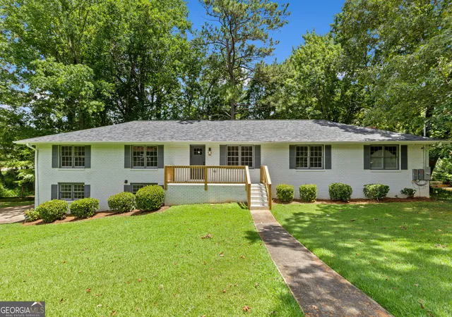 Photo 1 of Single family home for sale at 530 Shay Dr Sw, Marietta, GA 30060 | MLS# 10836181 | Listing updated on 2026-10-16