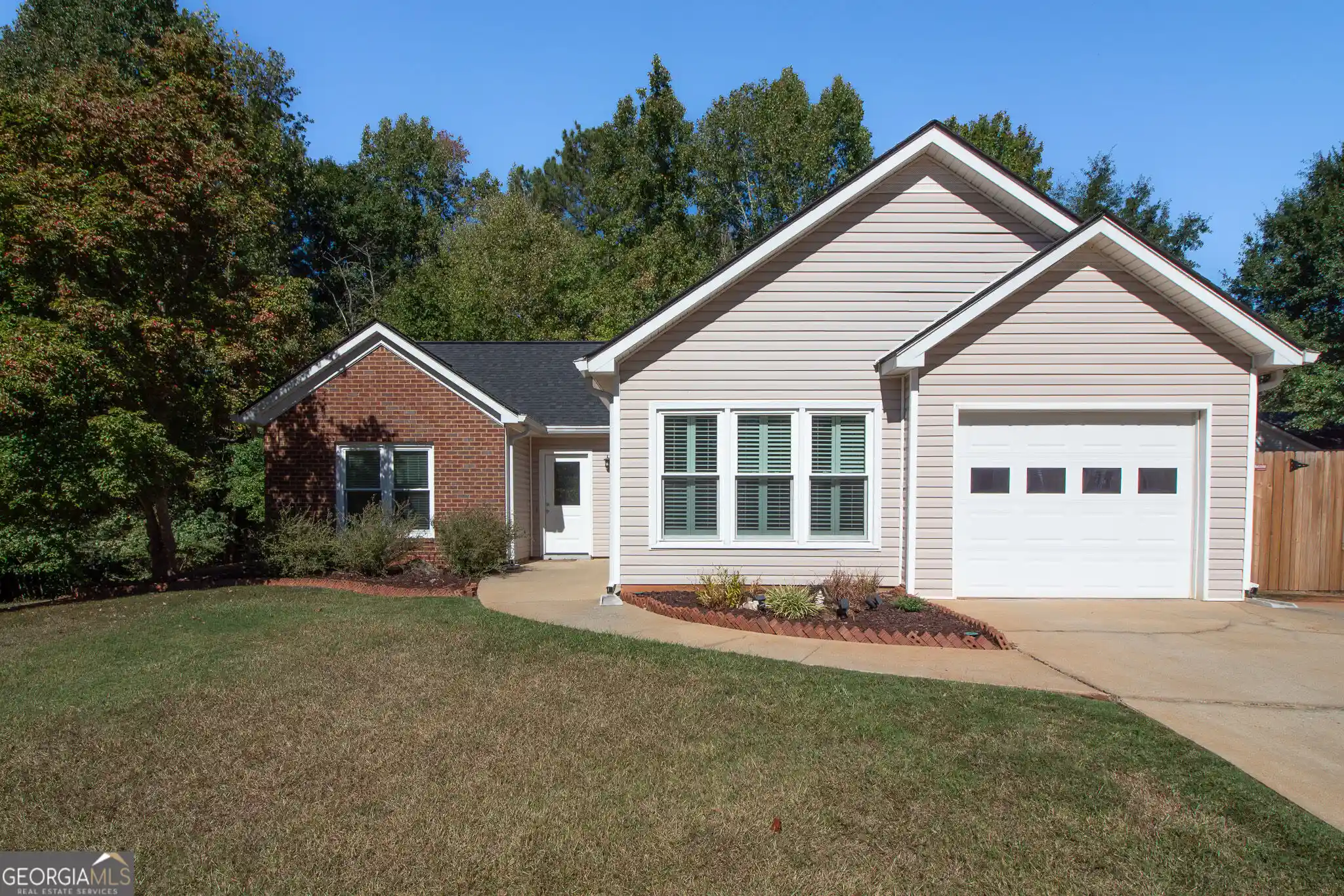 Photo 1 of Single family home for sale at 110 Spring Lake Point, Athens, GA 30605 | MLS# 10857766 | Listing updated on 2026-10-17