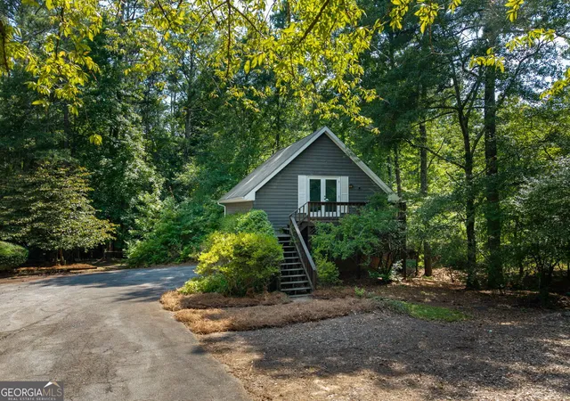 Photo 3 of Single family home for sale at 3189 Spring Lake Dr Ne, Conyers, GA 30013 | MLS# 10819735 | Listing updated on 2026-09-24