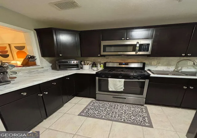 Photo 4 of Single family home for sale at 2507 Cumberland Ct SE, Smyrna, GA 30080 | MLS# 10739990 | Listing updated on 2026-05-07