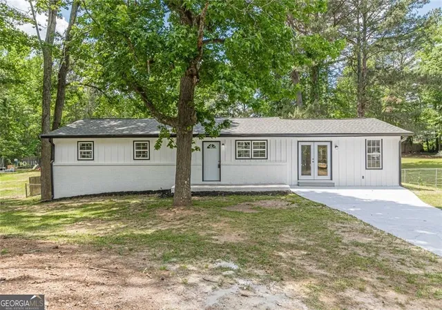 Homes for sale in Lithia Springs, GA | 8591 Chestnut Ln, Lithia Springs, GA 30122 | MLS# 10766414