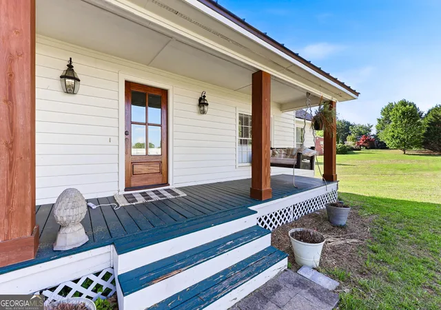 Photo 2 of Single family home for sale at 4703 Mount Vernon Rd, Gainesville, GA 30506 | MLS# 10767718 | Listing updated on 2026-06-11