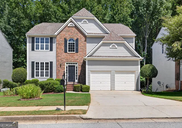 Photo 2 of Sale Pending at 1942 Ashwood Grove Dr, Snellville, GA 30078 | MLS# 10833142 | Listing updated on 2026-09-16