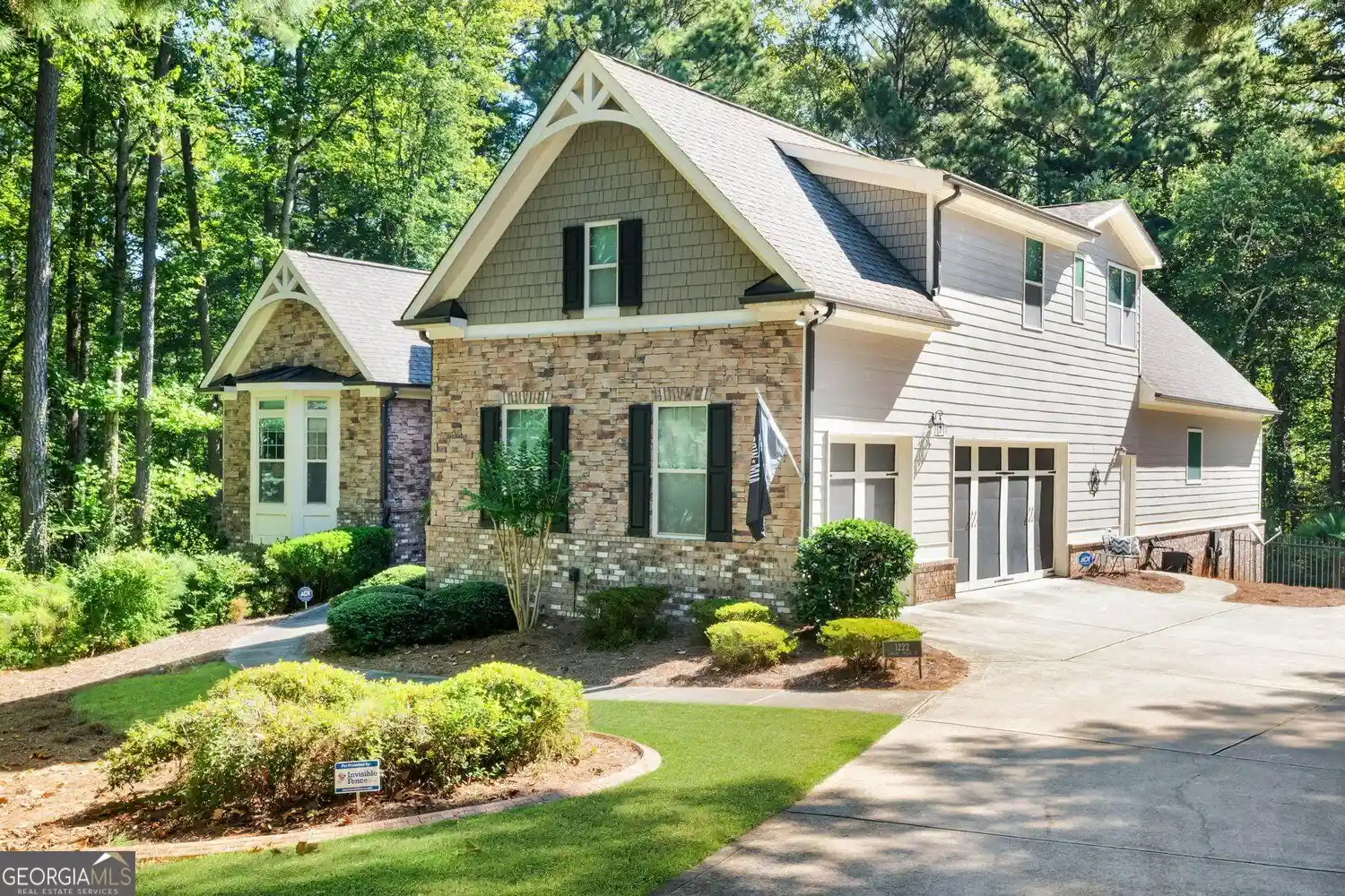 Sale Pending at 1222 Eagles Crk Ct NW, Acworth, GA 30101 | MLS# 10857361 | Listing updated on 2026-10-29