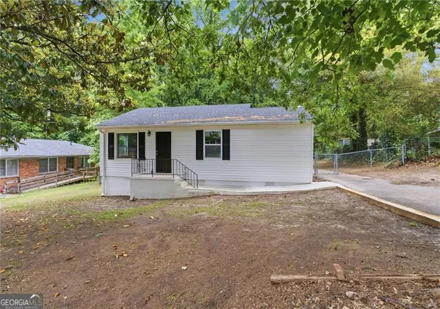 1st image of 5160 Ellen St, Forest Park, GA 30297 | MLS# 10762719