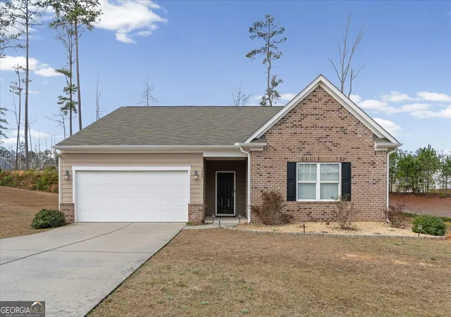Homes for sale in Douglasville, GA | 7246 Lacey Dr, Douglasville, GA 30134 | MLS# 10704230
