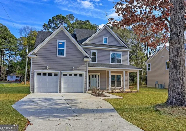 Photo 3 of Single family home for sale at 222 Skinner Ave N, Pooler, GA 31322 | MLS# 10687816 | Listing updated on 2026-08-31