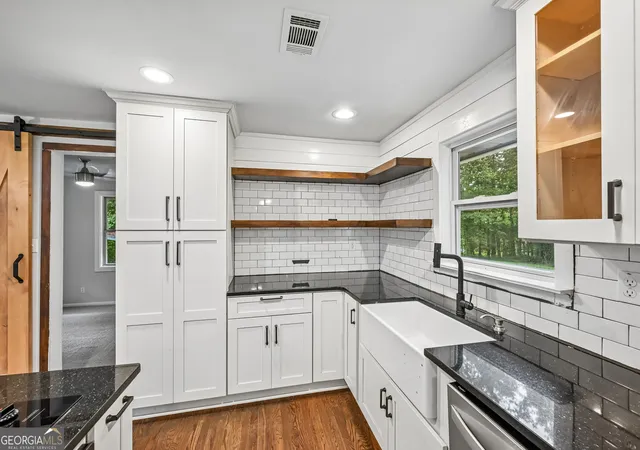 Photo 2 of Sale Pending at 1186 Brooks Rackley Rd, Dallas, GA 30157 | MLS# 10799688 | Listing updated on 2026-09-17