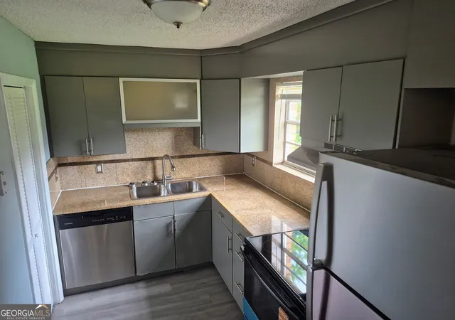 Photo 4 of Condo for sale at 4701 Flat Shoals Rd #31F, Union City, GA 30291 | MLS# 10815646 | Listing updated on 2026-09-10
