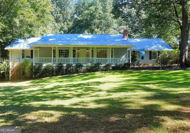 Photo 1 of Single family home for sale at 10 Melissa Dr, Stockbridge, GA 30281 | MLS# 10834672 | Listing updated on 2026-10-10