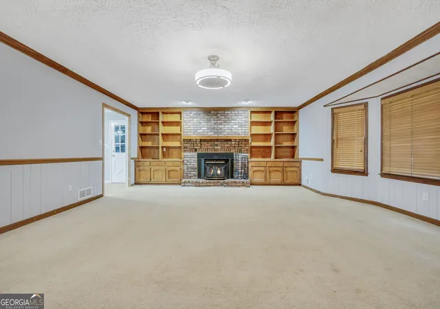 Photo 3 of Single family home for sale at 10 Melissa Dr, Stockbridge, GA 30281 | MLS# 10834672 | Listing updated on 2026-10-10