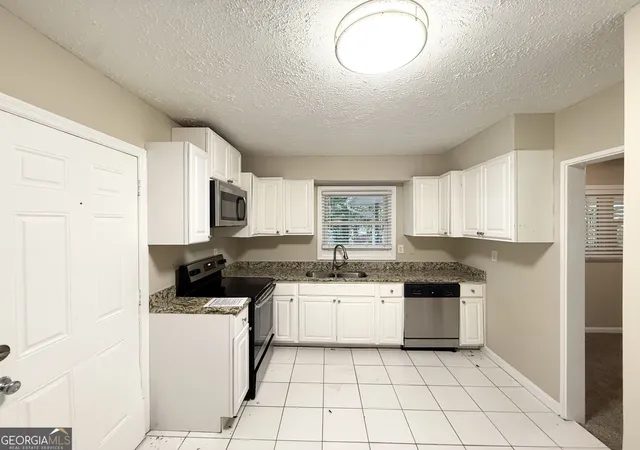 Photo 3 of Single family home for sale at 2748 Bonnybrook Dr SW, Atlanta, GA 30311 | MLS# 10739691 | Listing updated on 2026-10-03