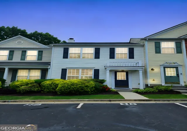 Photo 3 of Townhouse for sale at 10900 Wittenridge Dr #H8, Alpharetta, GA 30022 | MLS# 10717381 | Listing updated on 2026-07-13