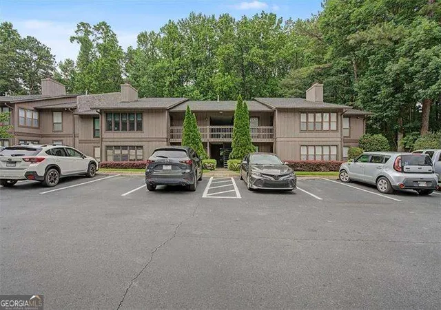 1st image of 319 Smokerise Cir Se, Marietta, GA 30067 | MLS# 10786755