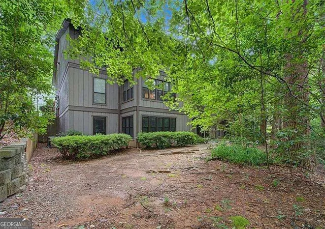 2nd image of 319 Smokerise Cir Se, Marietta, GA 30067 | MLS# 10786755