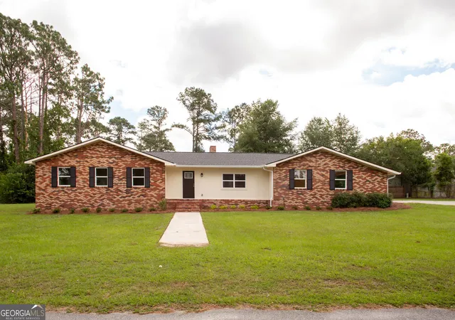 Homes for sale in Waycross, GA | 2608 Winchester Rd, Waycross, GA 31501 | MLS# 10789855