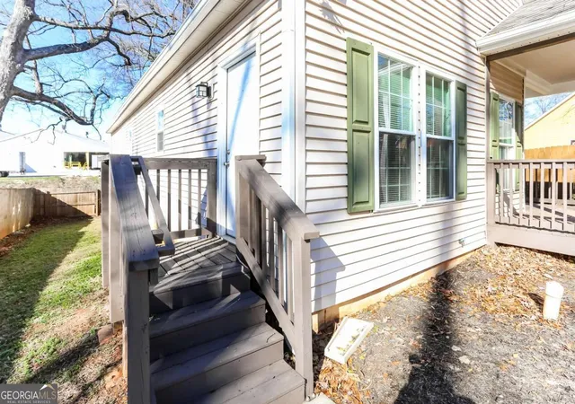 Photo 4 of Single family home for sale at 1681 Lanier Dr Sw, Atlanta, GA 30310 | MLS# 10673112 | Listing updated on 2026-09-13