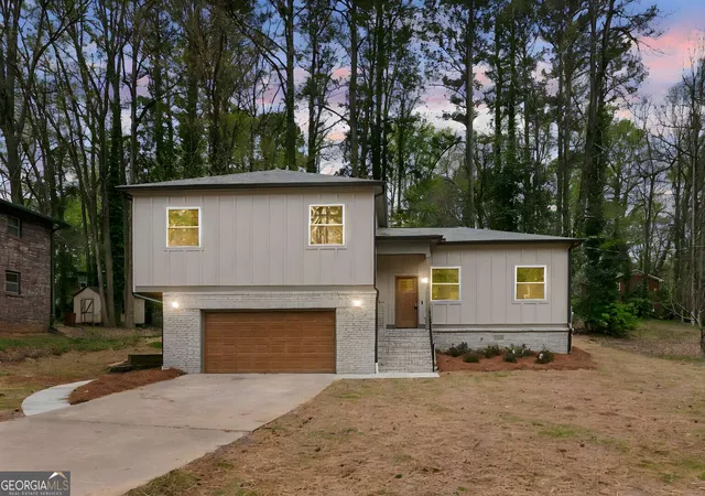 1st image of 2911 Pine Valley Cir, Atlanta, GA 30344 | MLS# 10732861