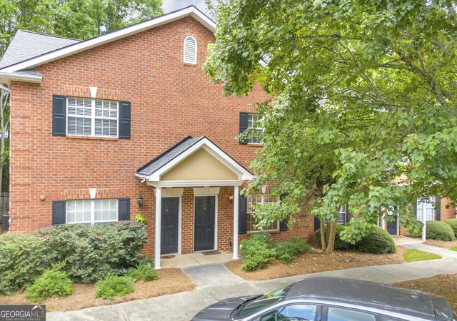 1st image of 205 Woodstone Dr #APT 8, Athens, GA 30605 | MLS# 10808978