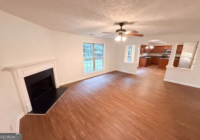 Photo 2 of Sale Pending at 5747 Union Pointe Dr, Union City, GA 30291 | MLS# 10835214 | Listing updated on 2026-09-15