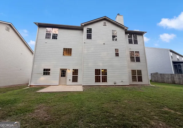 Photo 4 of Sale Pending at 5747 Union Pointe Dr, Union City, GA 30291 | MLS# 10835214 | Listing updated on 2026-09-15