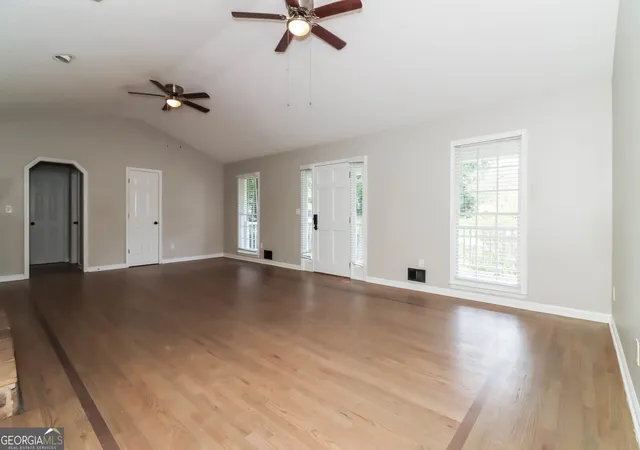 Photo 4 of Single family home for sale at 7 Dene Dr, Douglasville, GA 30134 | MLS# 10819682 | Listing updated on 2026-09-06