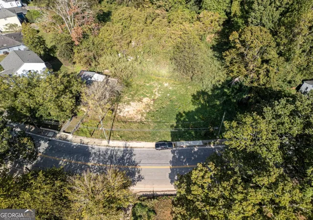 Photo 4 of Land for sale at 889 Hollywood Rd, Atlanta, GA 30318 | MLS# 10628889 | Listing updated on 2025-11-04