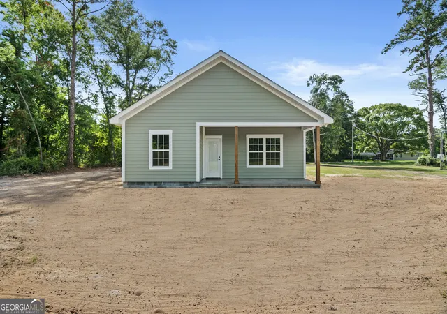 Photo 4 of Single family home for sale at 93 Riverside Dr, Jesup, GA 31545 | MLS# 10800718 | Listing updated on 2026-10-09