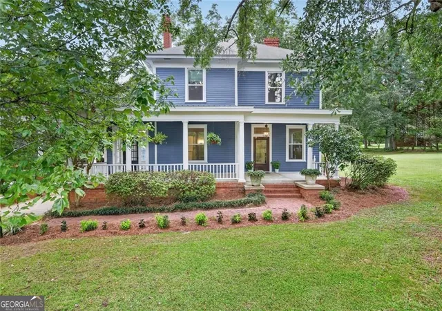 Photo 2 of Single family home for sale at 1060 Hill St, Concord, GA 30206 | MLS# 10823084 | Listing updated on 2026-08-24