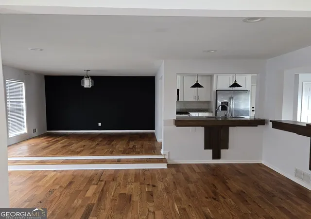 4th image of 1248 Oakcrest Dr Sw, Atlanta, GA 30311 | MLS# 10688291