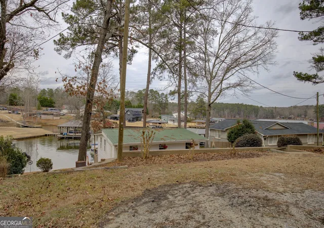 Photo 3 of Single family home for sale at 141 Andrea Cir, Jackson, GA 30233 | MLS# 10797290 | Listing updated on 2026-07-15