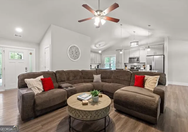 Photo 3 of Single family home for sale at 287 Warlick Cir, Ellijay, GA 30540 | MLS# 10810541 | Listing updated on 2026-09-30