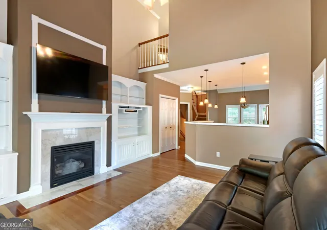 Photo 4 of Single family home for sale at 128 Monterey Dr, Peachtree City, GA 30269 | MLS# 10830340 | Listing updated on 2026-10-15