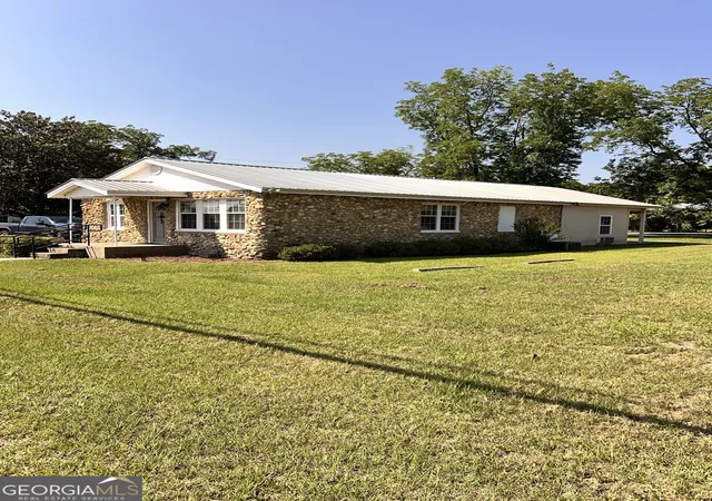 2nd image of 121 Coleman Ave, East Dublin, GA 31027 | MLS# 10786481