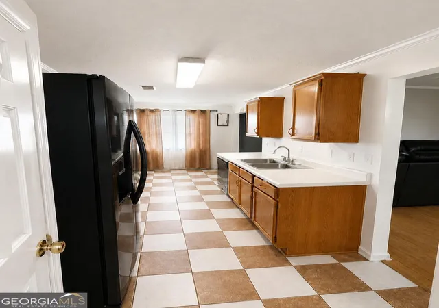 Photo 4 of Single family home for sale at 129 Hampton Brk Dr, Hampton, GA 30228 | MLS# 10814059 | Listing updated on 2026-10-03