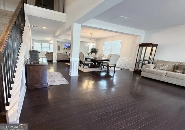 2nd image of 524 Lance View Ln, Lawrenceville, GA 30045 | MLS# 10804601