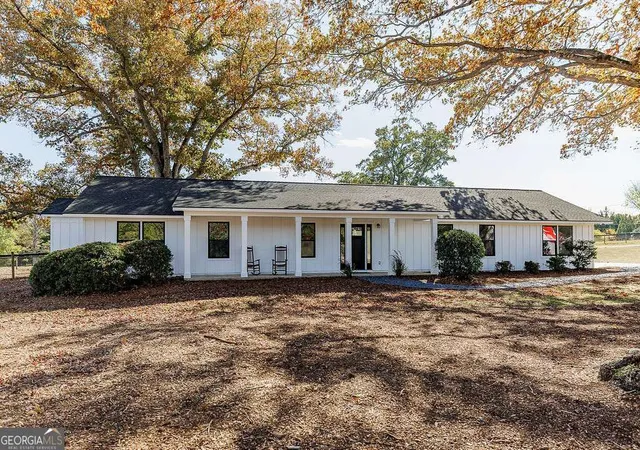 Homes for sale in Bishop, GA | 1412 Old Bishop Rd, Bishop, GA 30621 | MLS# 10800577