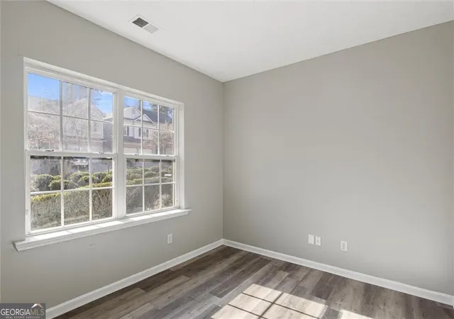 Photo 2 of Townhouse for sale at 5667 Cascade Run Sw, Atlanta, GA 30336 | MLS# 10820038 | Listing updated on 2026-10-30