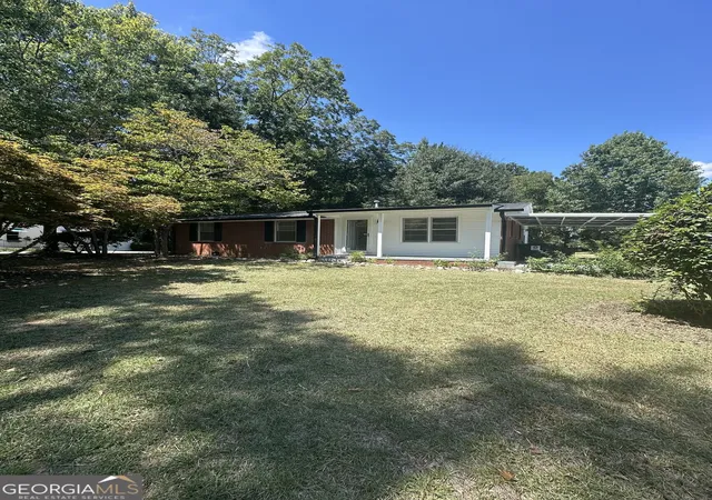 Photo 1 of Single family home for sale at 600 E Lanier Ave W, Fayetteville, GA 30214 | MLS# 10835250 | Listing updated on 2026-09-11