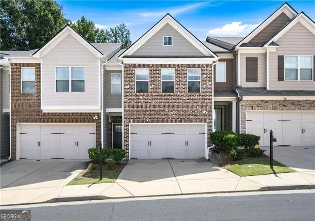 2nd image of 5825 Radford Loop, Fairburn, GA 30213 | MLS# 10830473