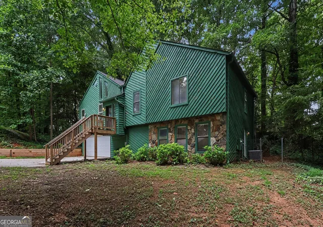 Photo 3 of Single family home for sale at 5182 Manitou Way, Stone Mountain, GA 30087 | MLS# 10803536 | Listing updated on 2026-08-09