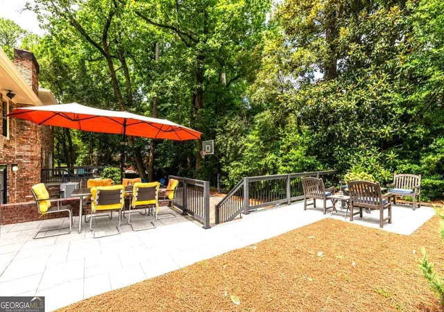 3rd image of 1684 Cartwright Ct, Decatur, GA 30033 | MLS# 10806919
